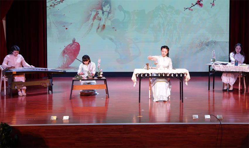 赢博线上平台,赢博（中国）2019年度工作动员大会---传统文化展示《茶花墨韵》